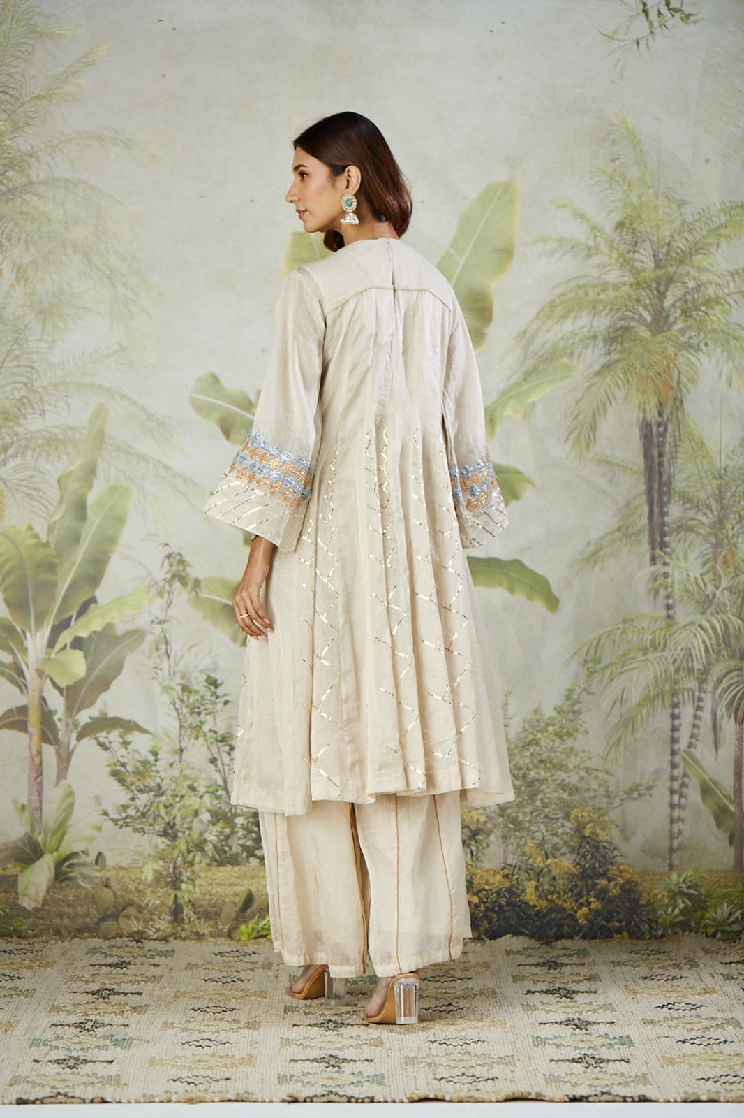 Patch Work Chanderi Kurta Set - Off - White - Charkha TalesPatch Work Chanderi Kurta Set - Off - White