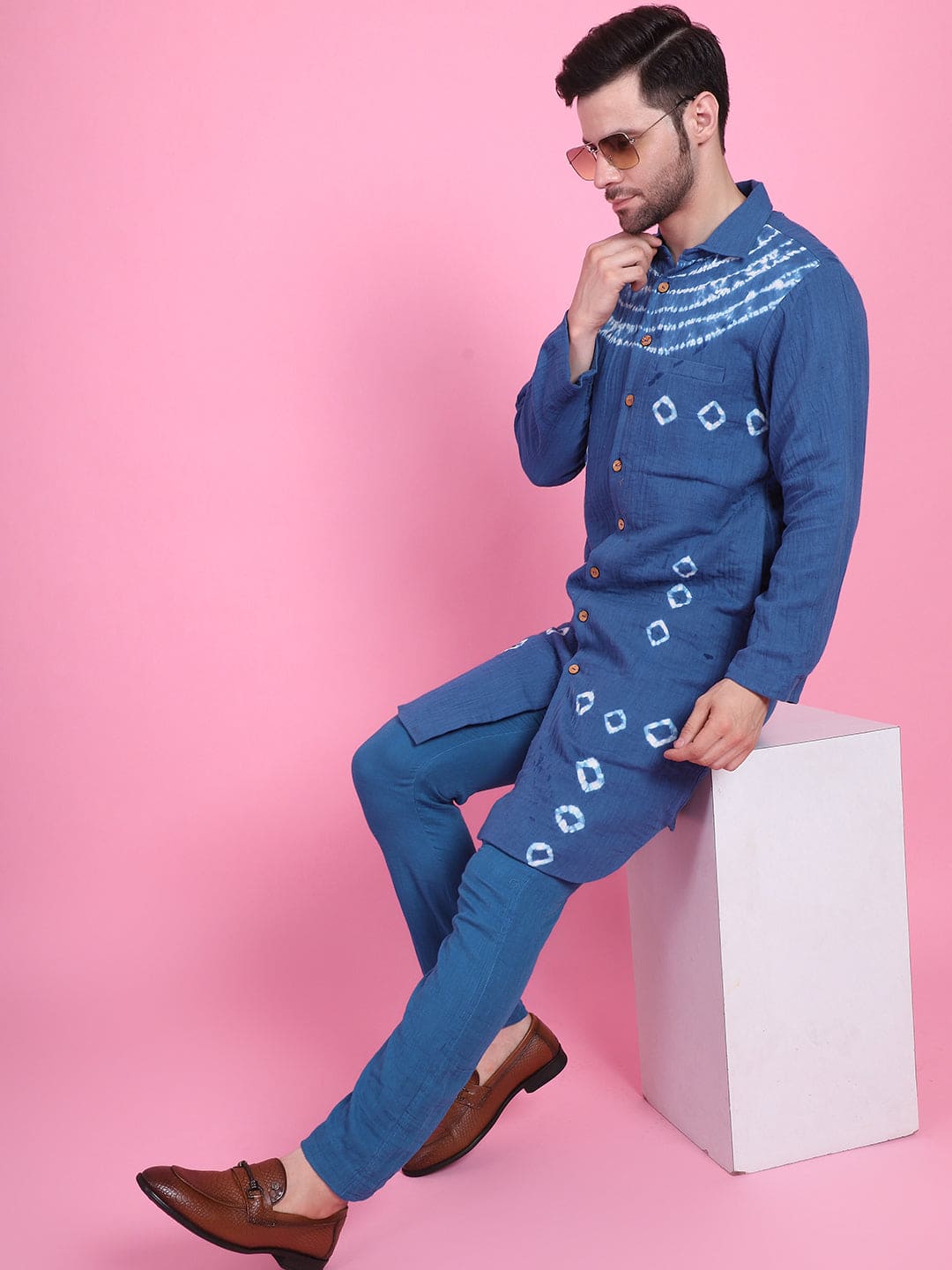 Tie & Dye Men Kurta Set - Blue - Charkha TalesTie & Dye Men Kurta Set - Blue