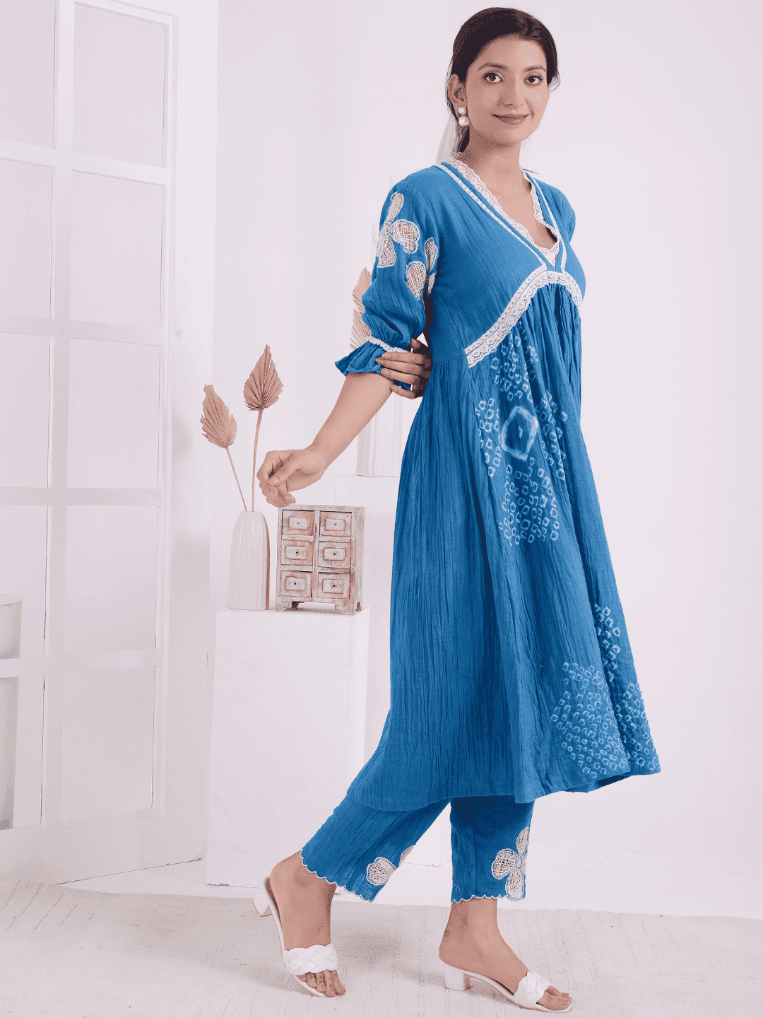 Tie - Dye Women Kurta Set - Blue - Charkha TalesTie - Dye Women Kurta Set - Blue