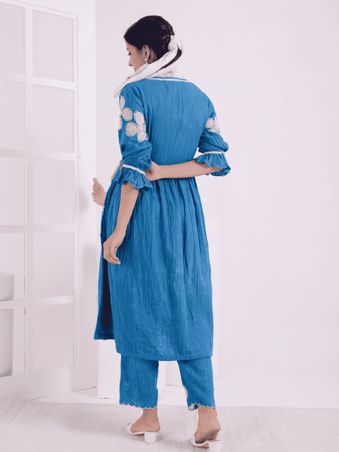 Tie - Dye Women Kurta Set - Blue - Charkha TalesTie - Dye Women Kurta Set - Blue