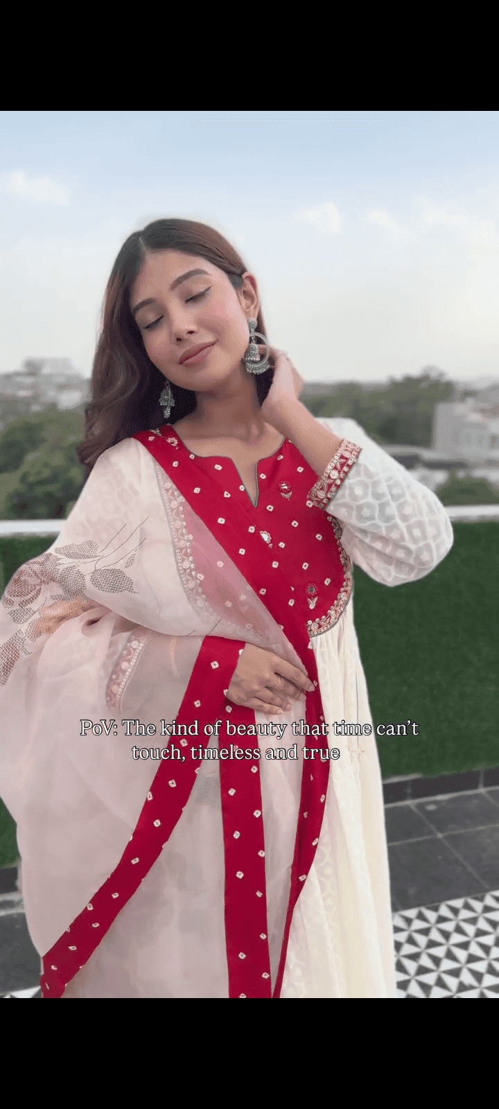 Women Anarkali Kurta Set - Off - White - Charkha TalesWomen Anarkali Kurta Set - Off - White