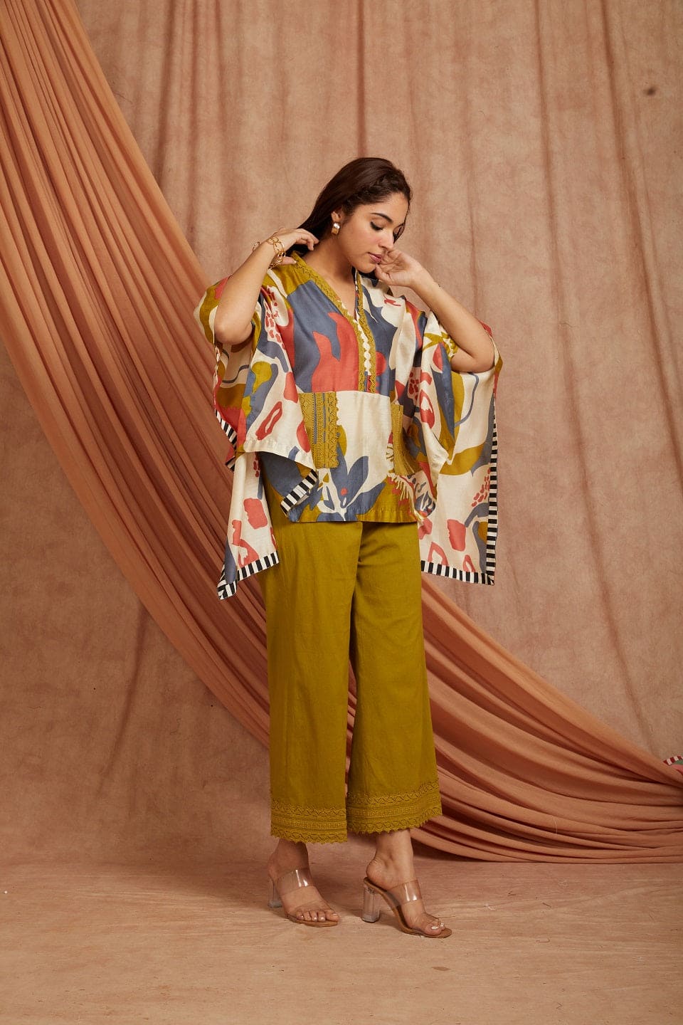 Women Digital Printed Short Kurta Set - Olive green - Charkha TalesWomen Digital Printed Short Kurta Set - Olive green