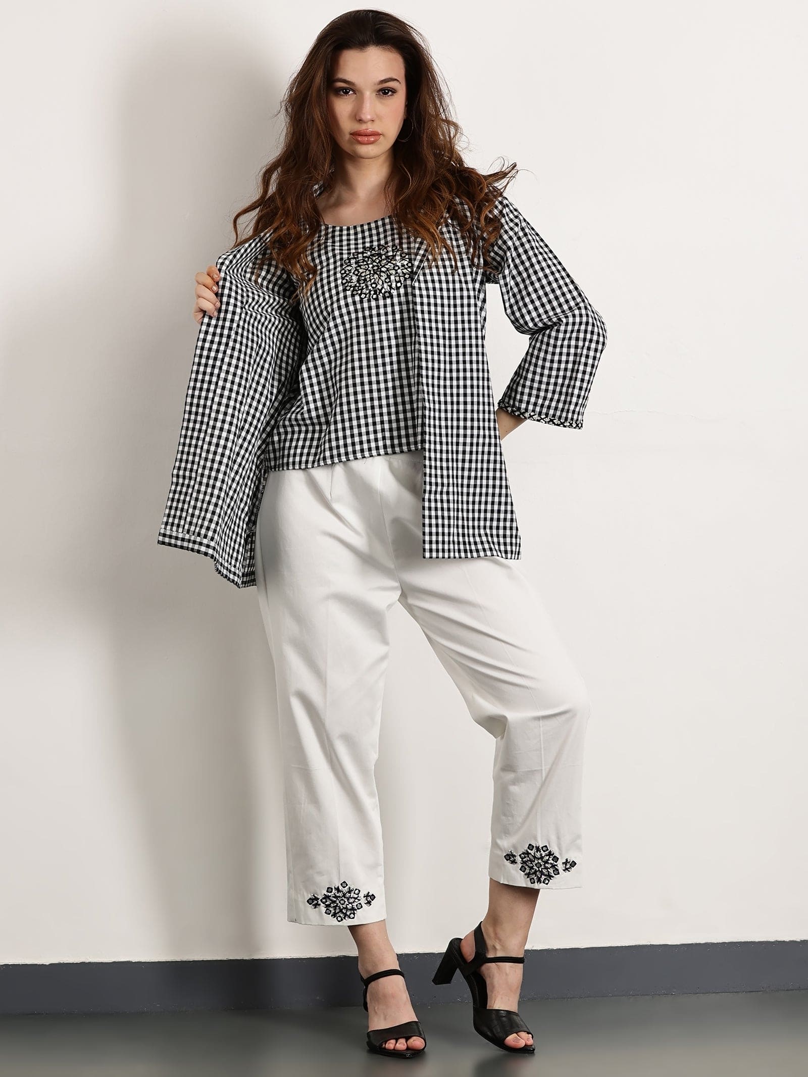 Women Gotta Top With Jacket Set - Black - Charkha TalesWomen Gotta Top With Jacket Set - Black