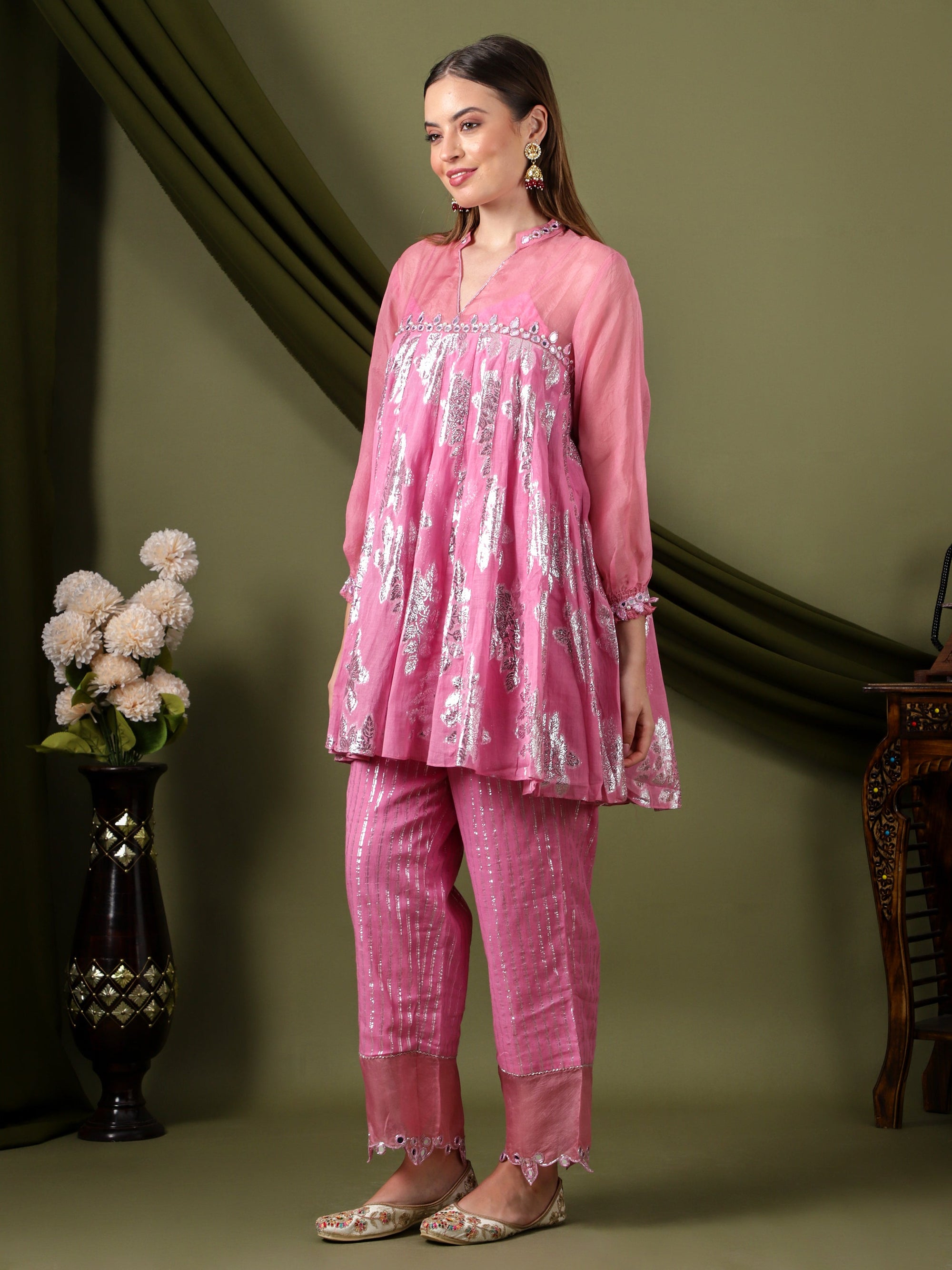 Women Lurex Cotton Co - Ord Set - Pink - Charkha TalesWomen Lurex Cotton Co - Ord Set - Pink