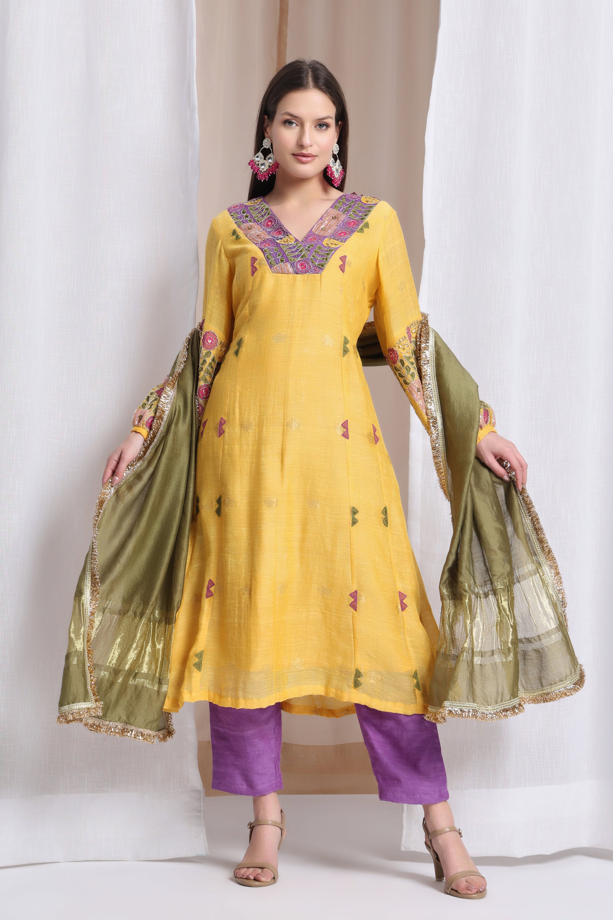 Women Zardozi Work kurta Set of 3 - Yellow - Charkha TalesWomen Zardozi Work kurta Set of 3 - Yellow