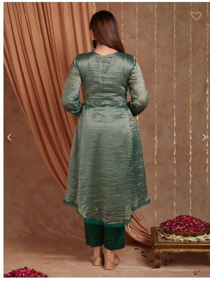 Banarsi Shimmer Kurta Set - Emerald Green - Charkha TalesBanarsi Shimmer Kurta Set - Emerald Green