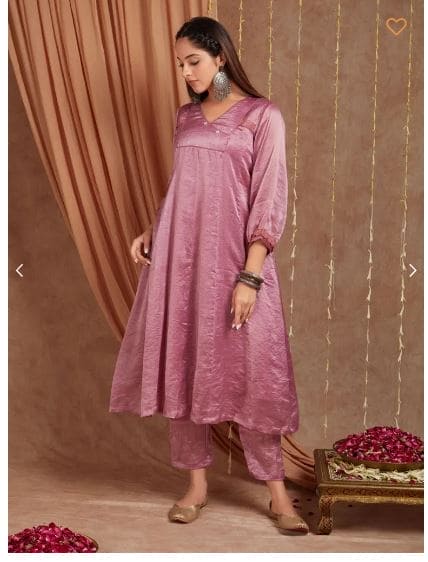 Banarsi Silk Shimmer Anarkali Kurta Set - Pink - Charkha TalesBanarsi Silk Shimmer Anarkali Kurta Set - Pink