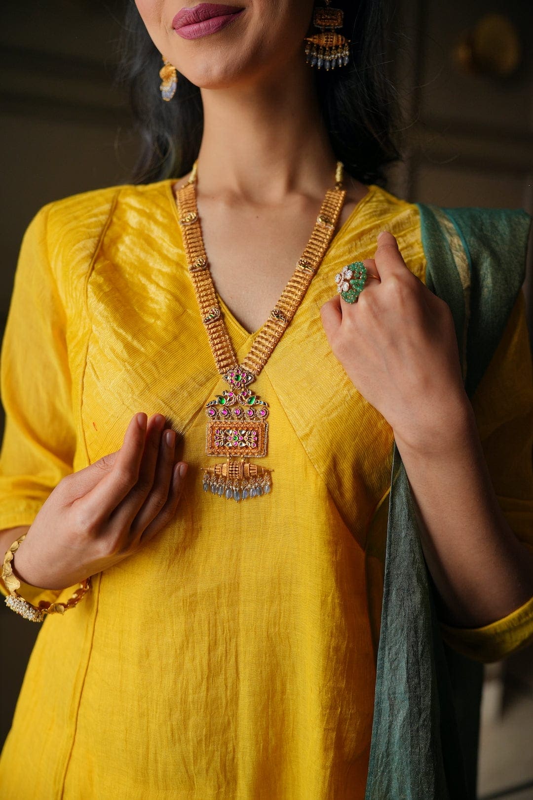 Banarsi Zari Kurta Set - Yellow - Charkha TalesBanarsi Zari Kurta Set - Yellow