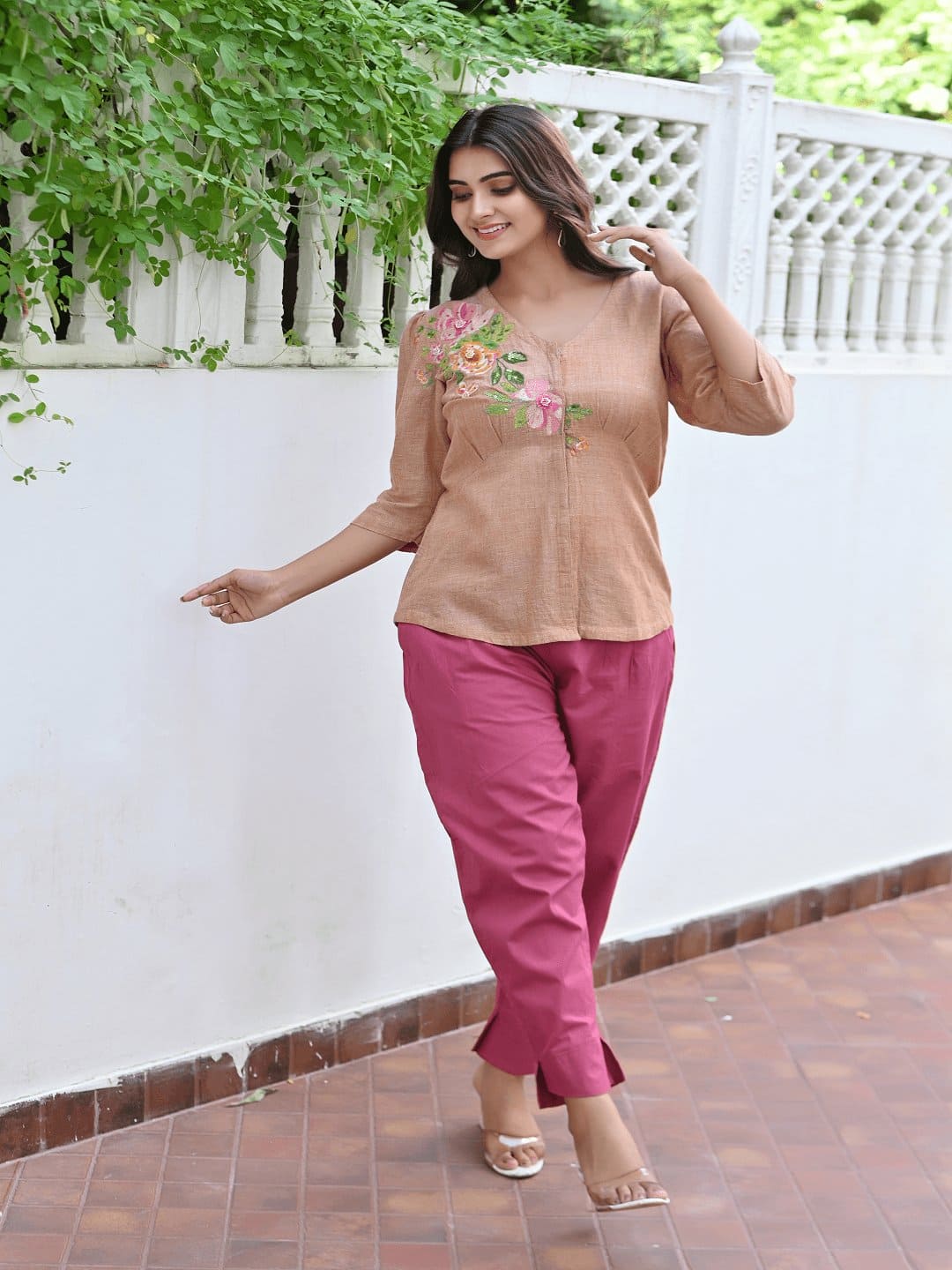 Bold Bloom Embroidered Co - Ord - Fawn - Charkha TalesBold Bloom Embroidered Co - Ord - Fawn