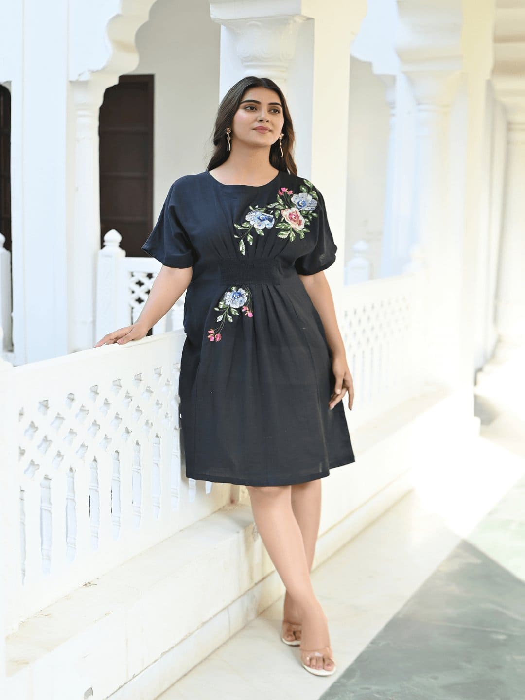 Bold Flower & Sequin Kaftaan Dress - Black - Charkha TalesBold Flower & Sequin Kaftaan Dress - Black