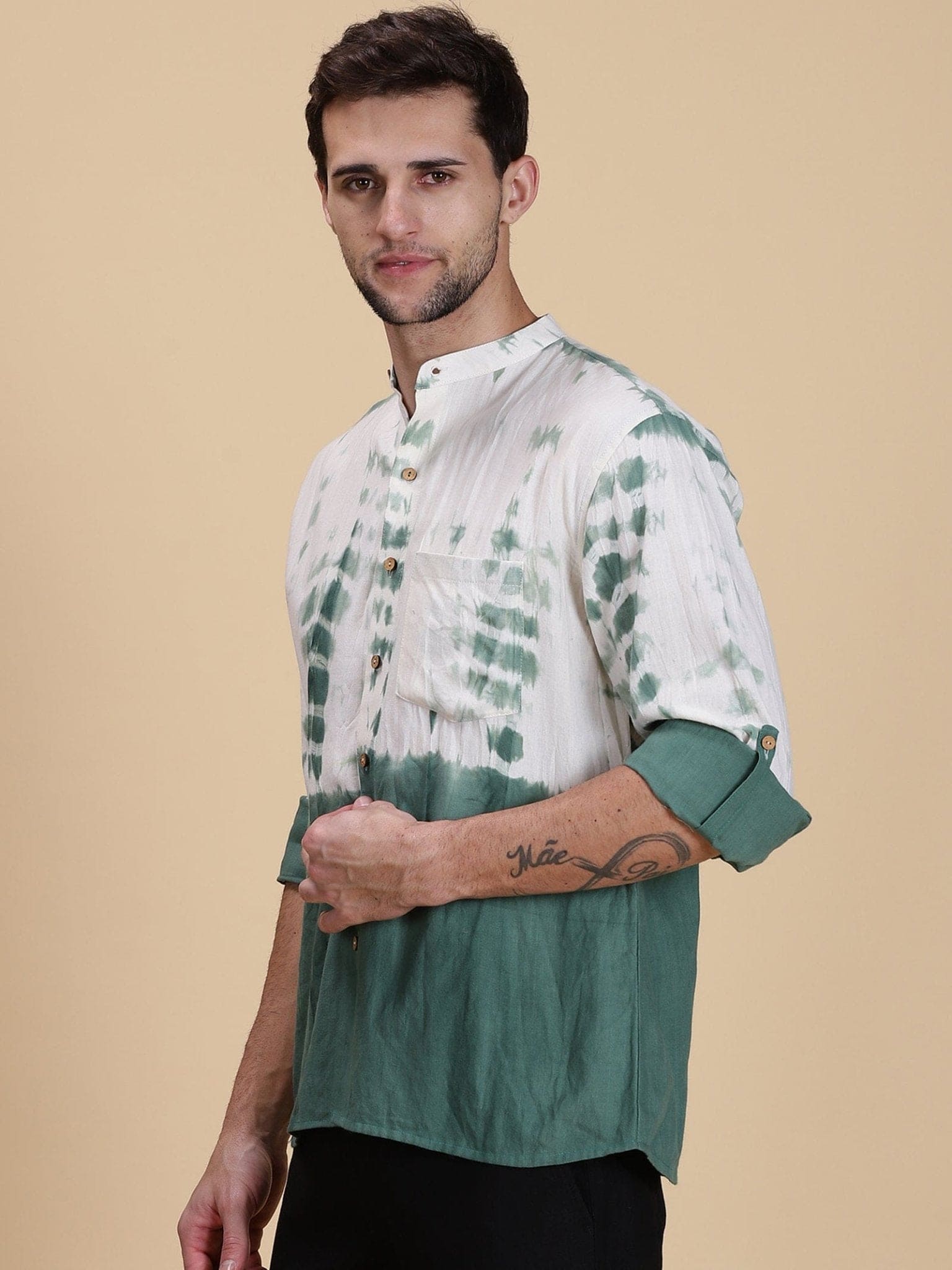 Bottle Green Men Tie Dye Cotton Shirt - Charkha TalesBottle Green Men Tie Dye Cotton Shirt