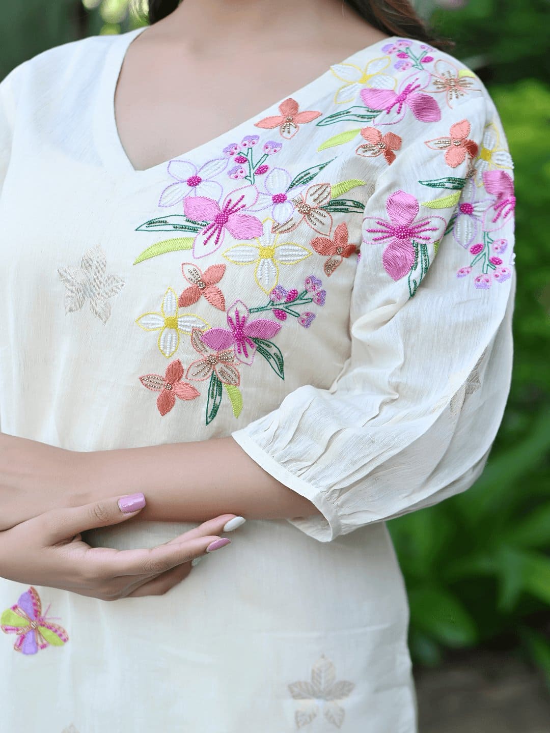 Chanderi Dainty Dazzel Kurta set - Off - White - Charkha TalesChanderi Dainty Dazzel Kurta set - Off - White