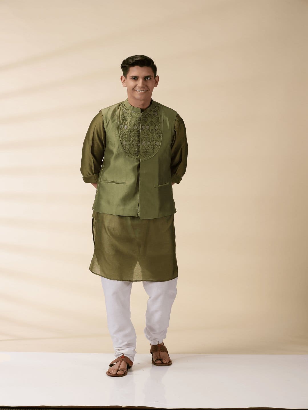 Chanderi Men Nehru Jacket & Kurta Set - Green - Charkha TalesChanderi Men Nehru Jacket & Kurta Set - Green