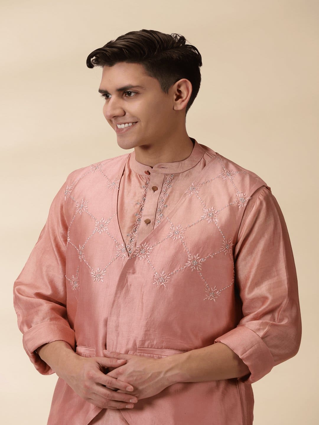 Chanderi Men Sadri & Kurta Set - Peach - Charkha TalesChanderi Men Sadri & Kurta Set - Peach