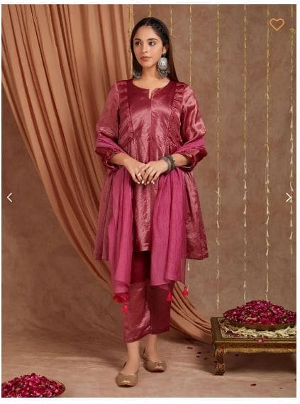 Chanderi Silk Kurta Set - Red - Charkha TalesChanderi Silk Kurta Set - Red