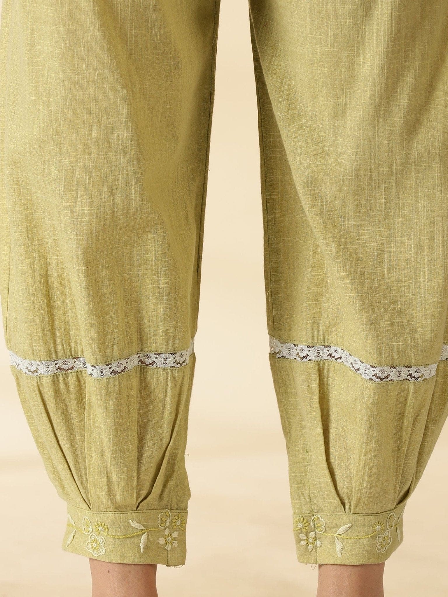 Chikan Embroidered Kurta Set - Mehendi Green - Charkha TalesChikan Embroidered Kurta Set - Mehendi Green