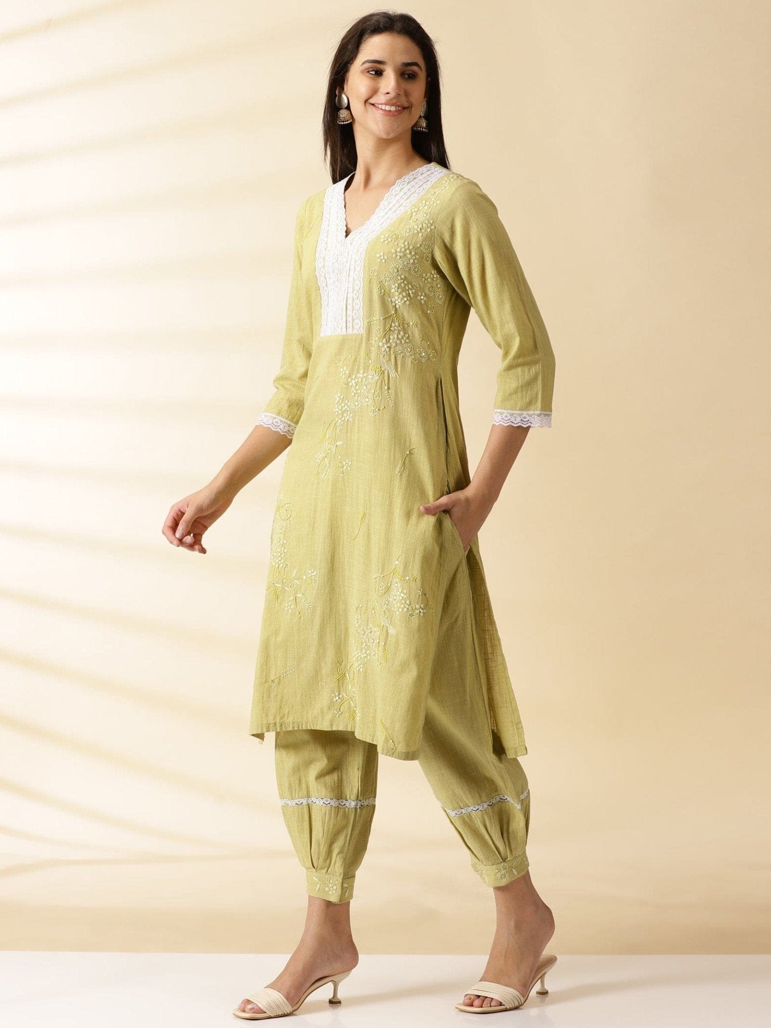 Chikan Embroidered Kurta Set - Mehendi Green - Charkha TalesChikan Embroidered Kurta Set - Mehendi Green