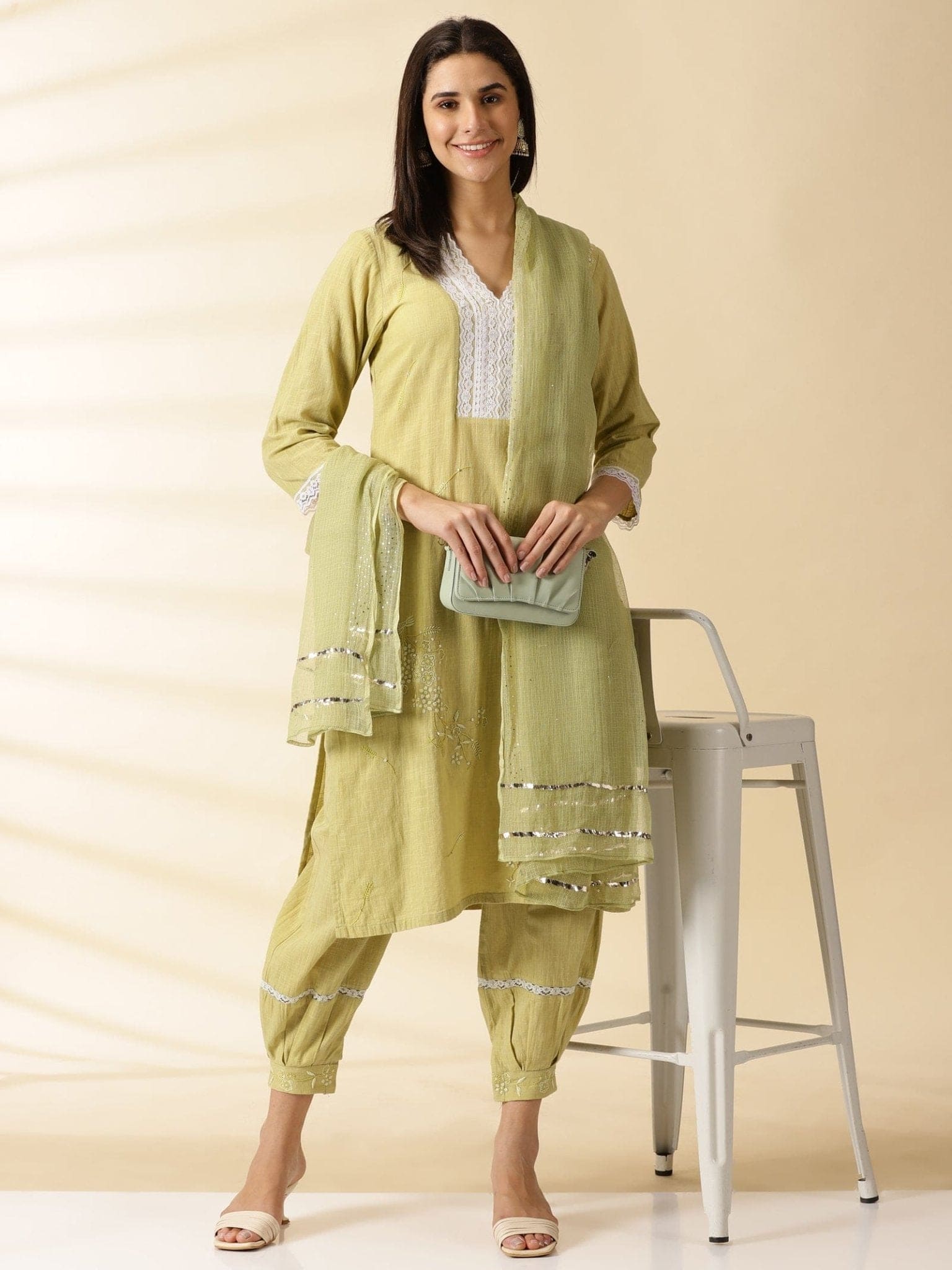 Chikan Embroidered Kurta Set - Mehendi Green - Charkha TalesChikan Embroidered Kurta Set - Mehendi Green