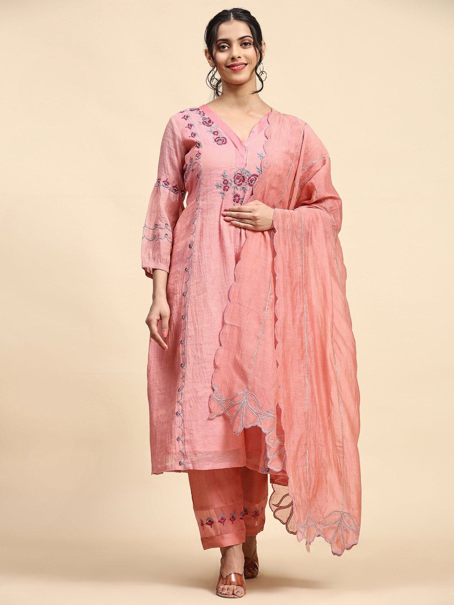 Chikankari Embroiderd Kurta Set - Pink - Charkha TalesChikankari Embroiderd Kurta Set - Pink