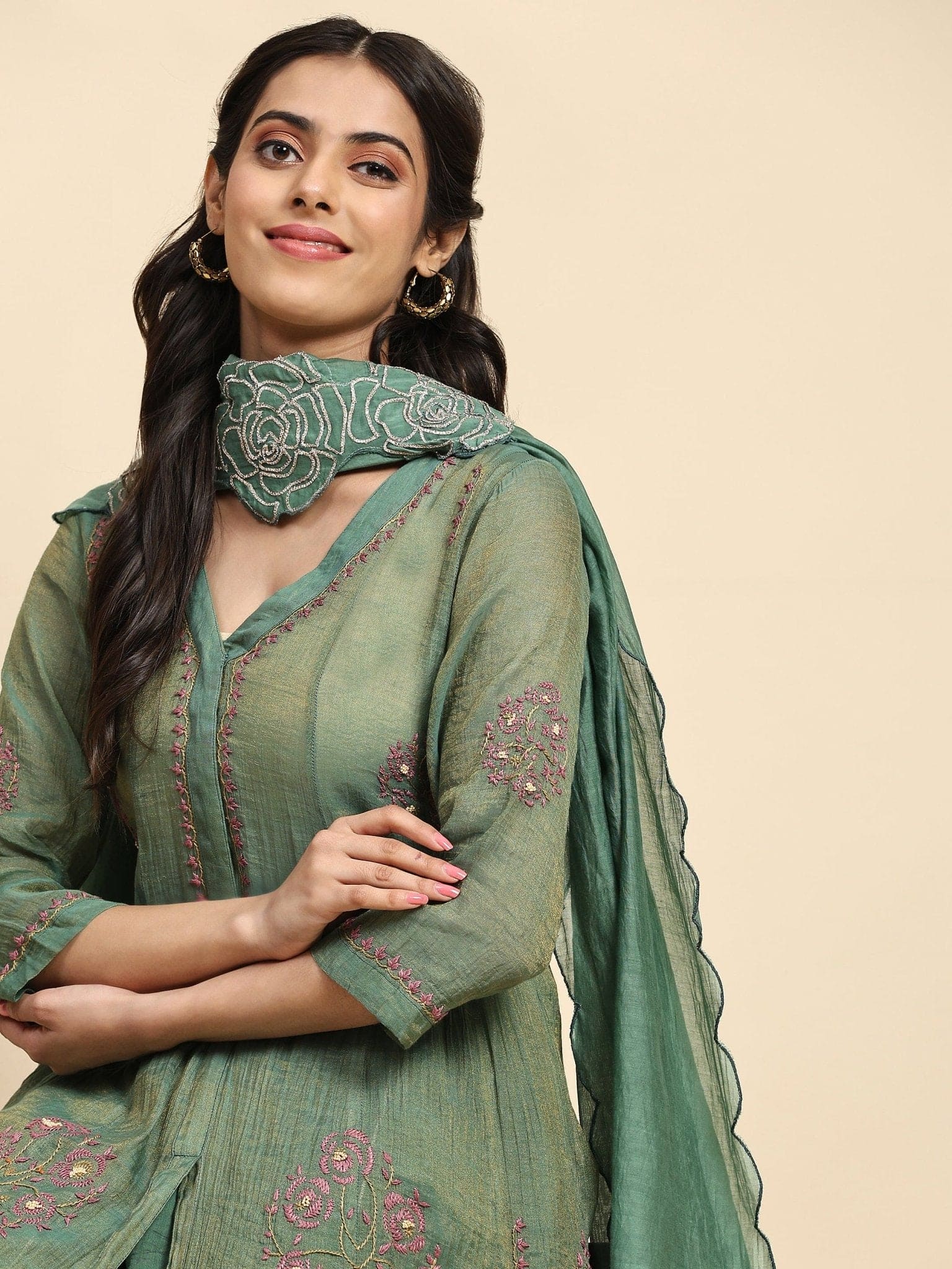 Chikankari Shimmer Anarkali Kurta Set - Green - Charkha TalesChikankari Shimmer Anarkali Kurta Set - Green
