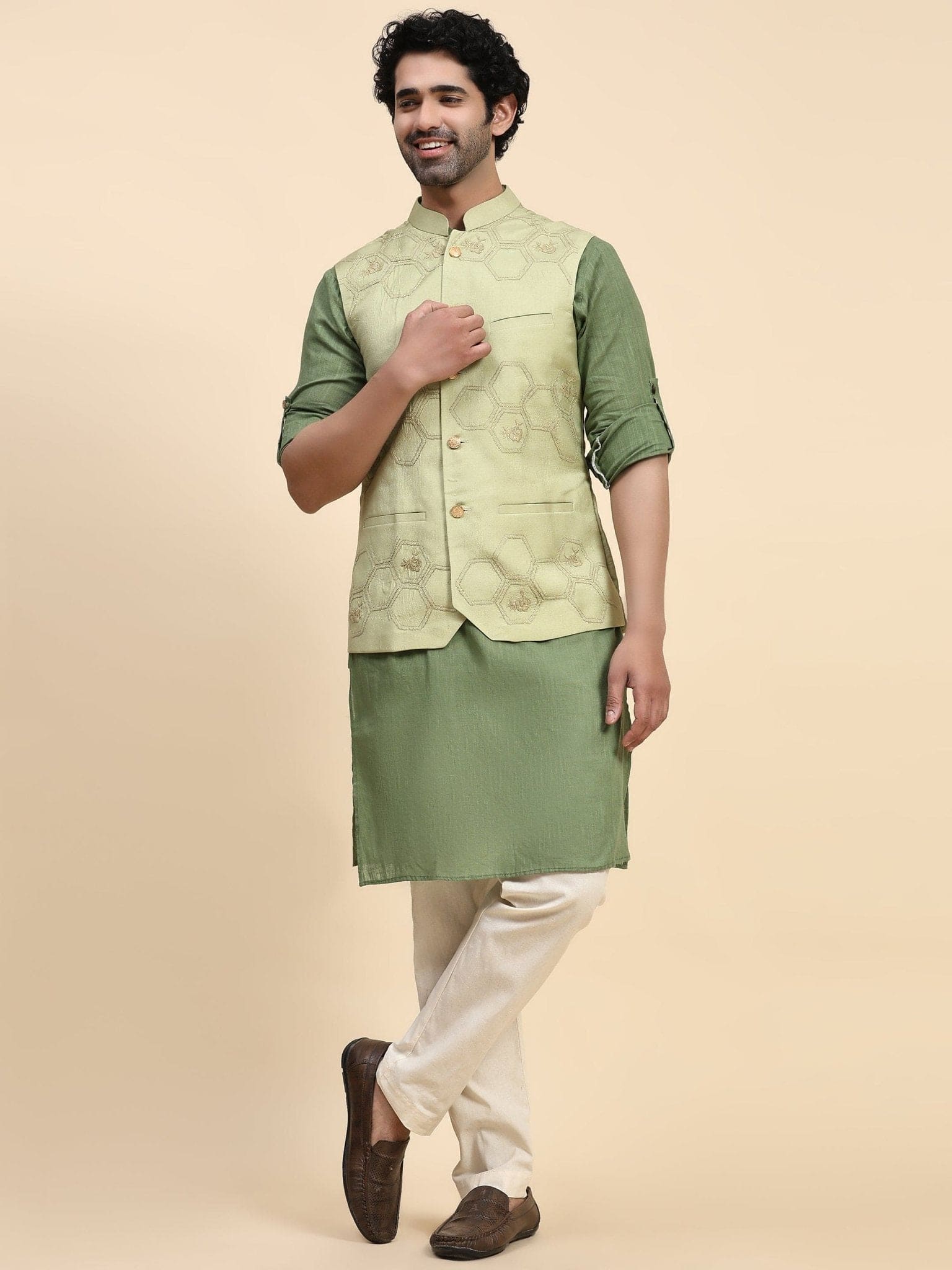 Cotton Men Kurta Set - Green - Charkha TalesCotton Men Kurta Set - Green
