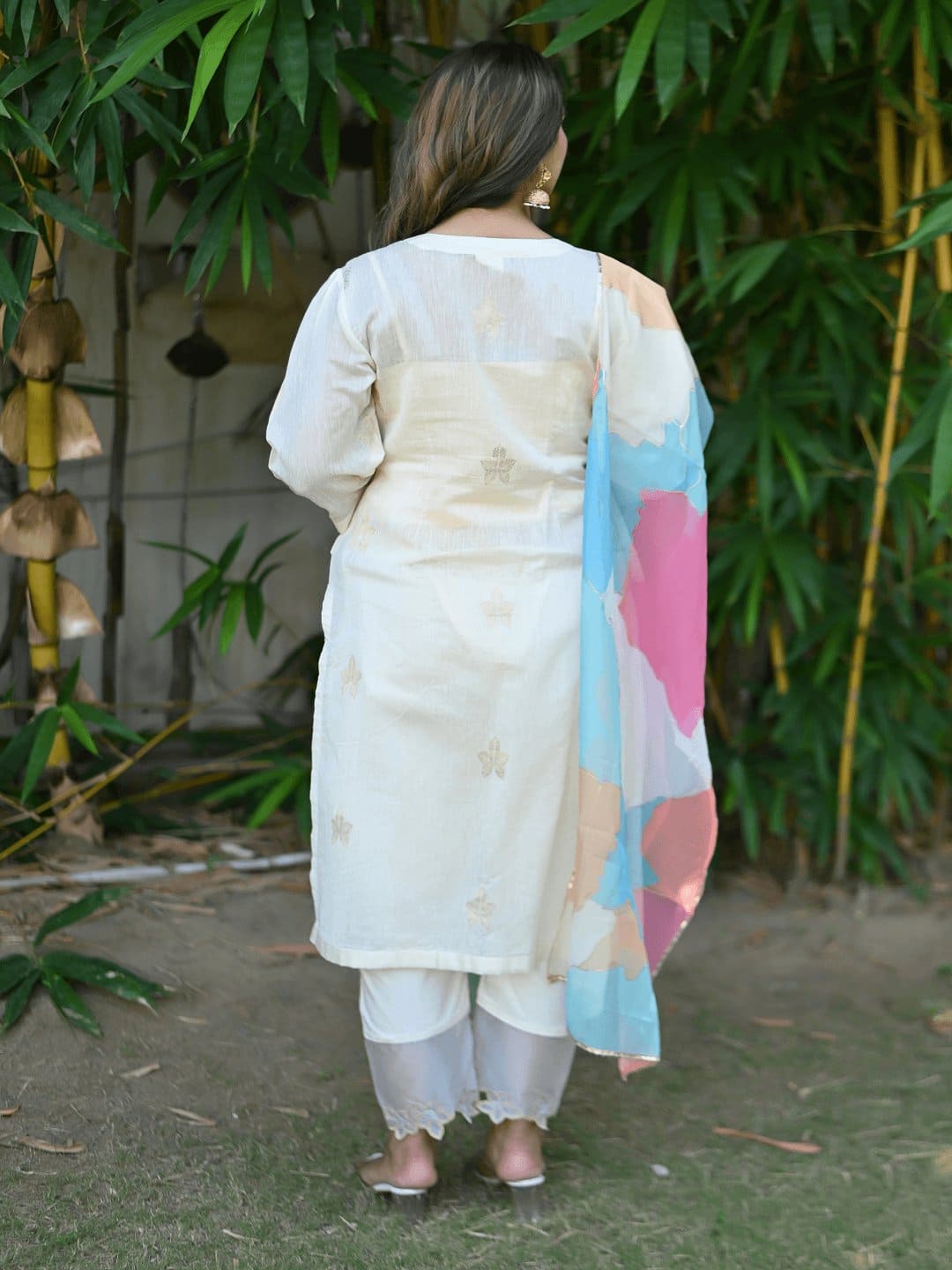 Dainty Dazzel Bold Floral Kurta Set - Off - White - Charkha TalesDainty Dazzel Bold Floral Kurta Set - Off - White