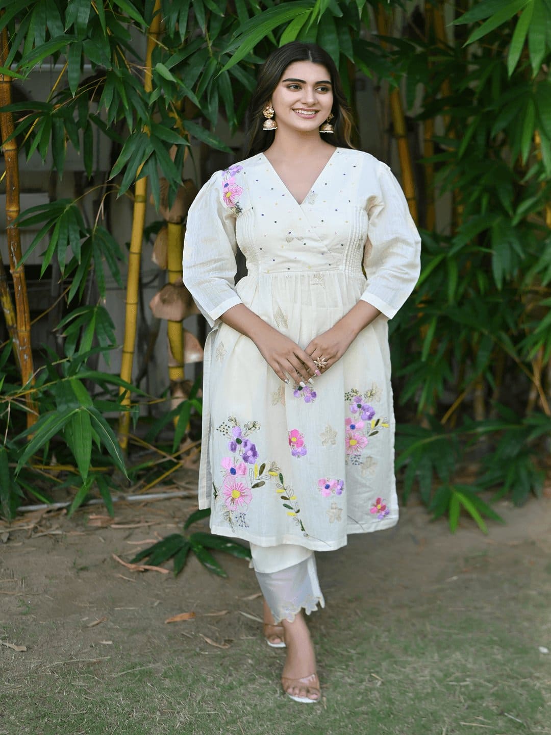 Dainty Dazzel Bold Floral Kurta Set - Off - White - Charkha TalesDainty Dazzel Bold Floral Kurta Set - Off - White