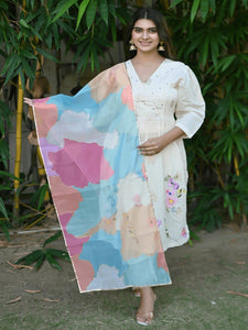 Dainty Dazzel Bold Floral Kurta Set - Off-White