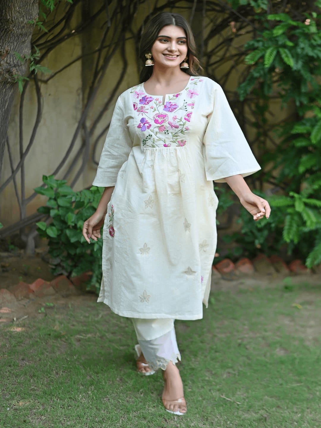 Dainty Dazzel Floral yoke kurta set - Off - White - Charkha TalesDainty Dazzel Floral yoke kurta set - Off - White