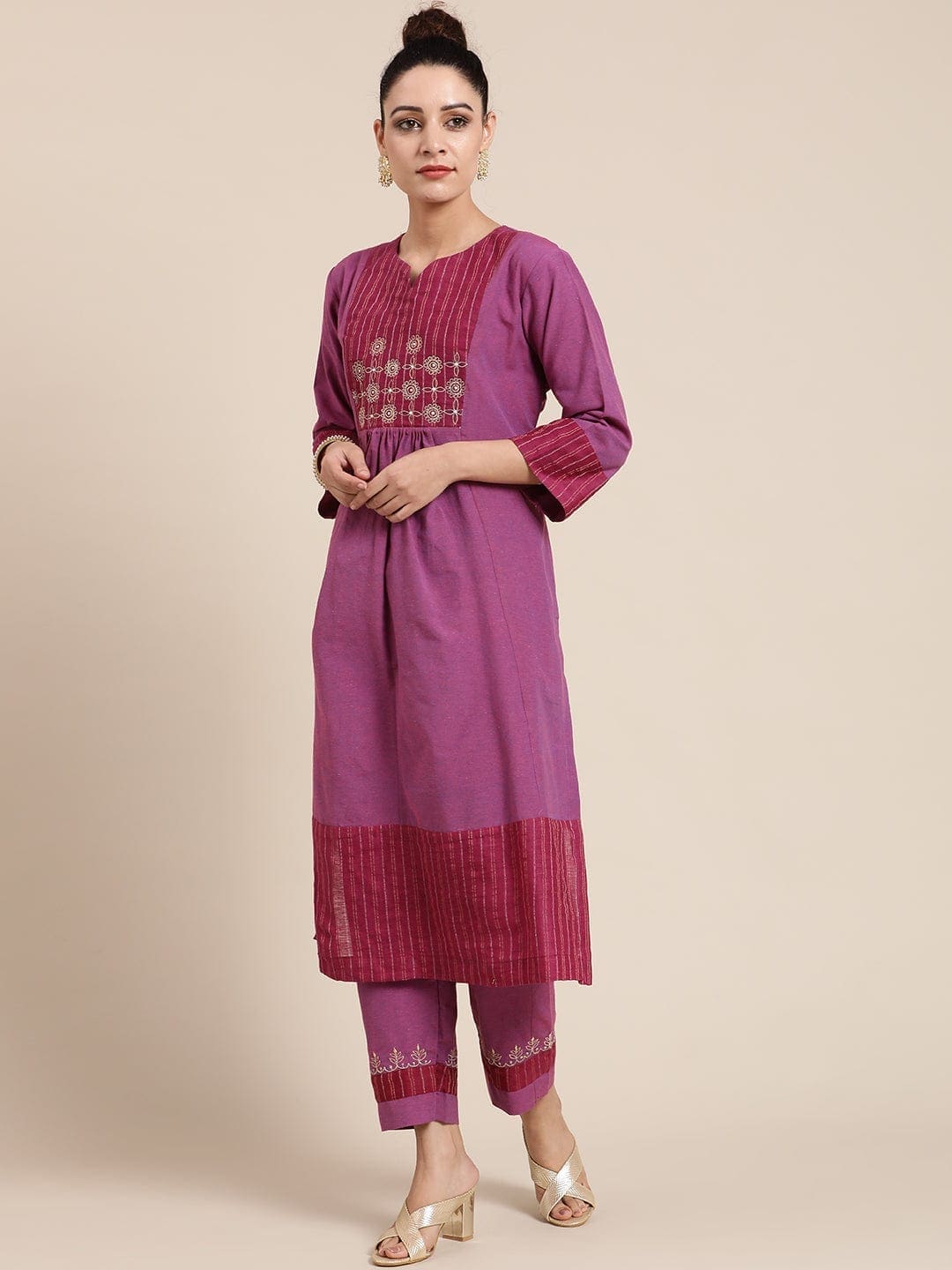 Embroidered Kurta Set - Mauve - Charkha TalesEmbroidered Kurta Set - Mauve