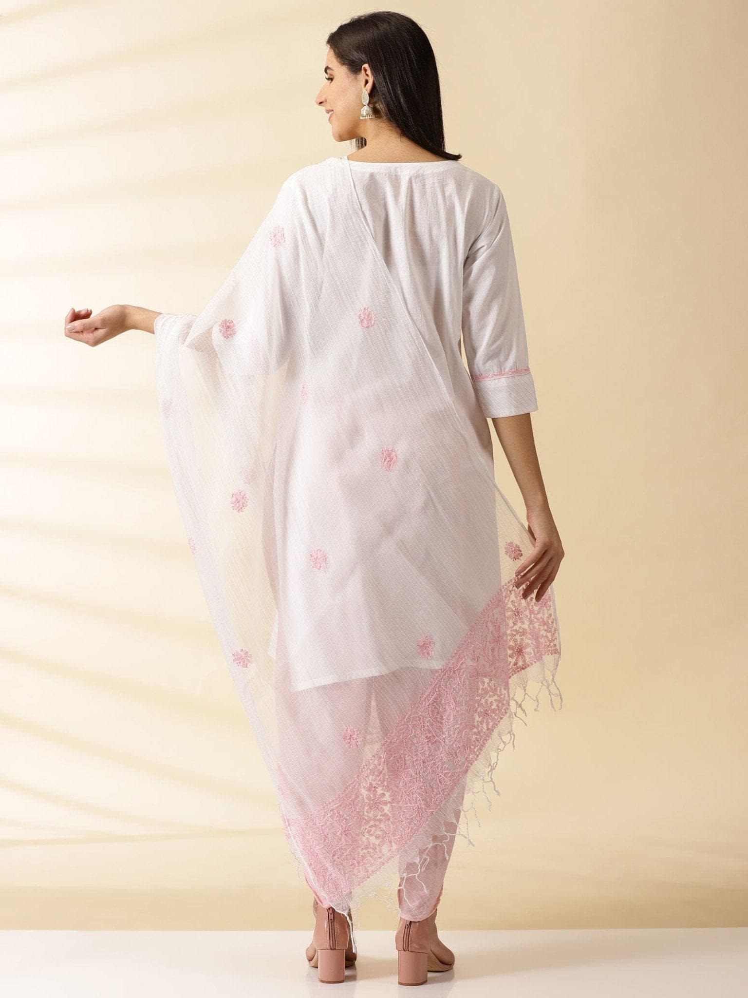 Embroidered Kurta Set - White - Pink - Charkha TalesEmbroidered Kurta Set - White - Pink