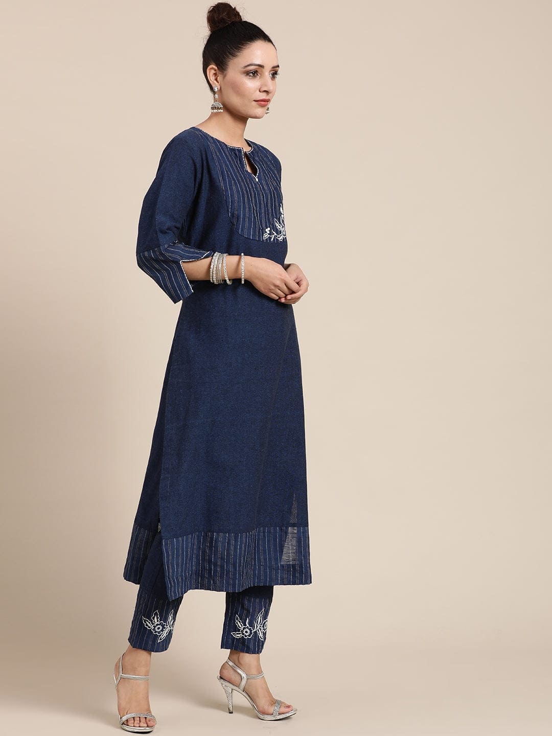 Floral Embroidered Kurta Set - Navy Blue - Charkha TalesFloral Embroidered Kurta Set - Navy Blue