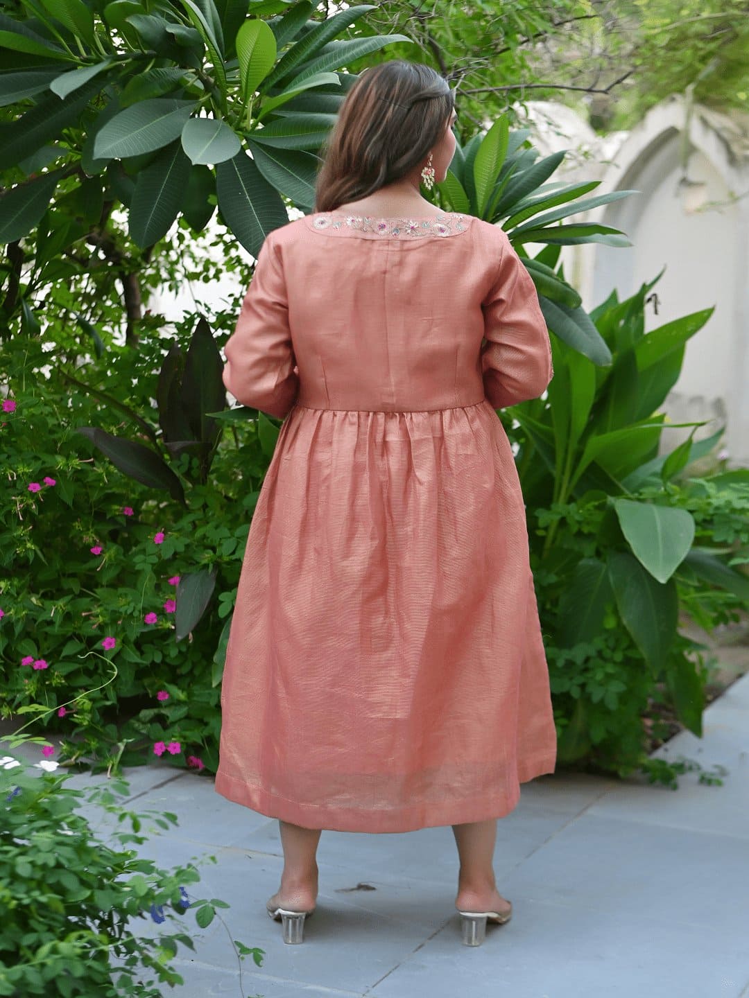 Gota Compliments Jacket With Slip - Peach - Charkha TalesGota Compliments Jacket With Slip - Peach