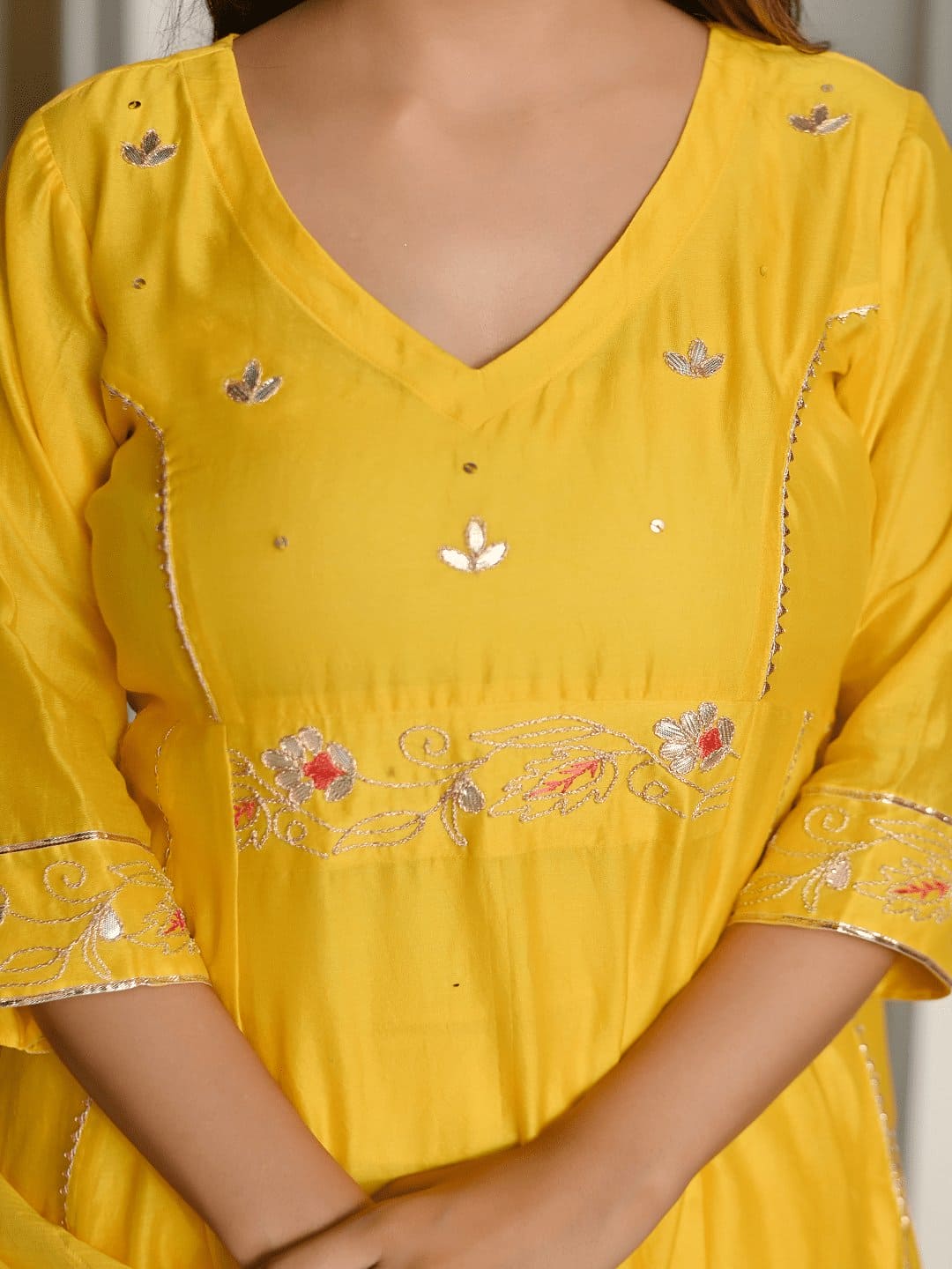 Gotta Chanderi Women Kurta Set - Yellow - Charkha TalesGotta Chanderi Women Kurta Set - Yellow