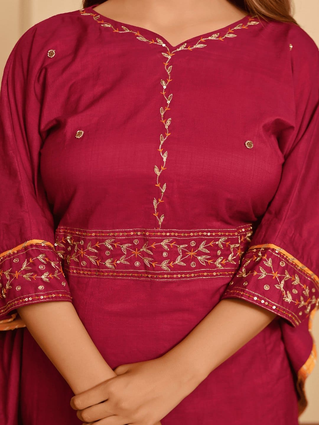 Gotta Compliments Kaftaan - Majenta - Charkha TalesGotta Compliments Kaftaan - Majenta