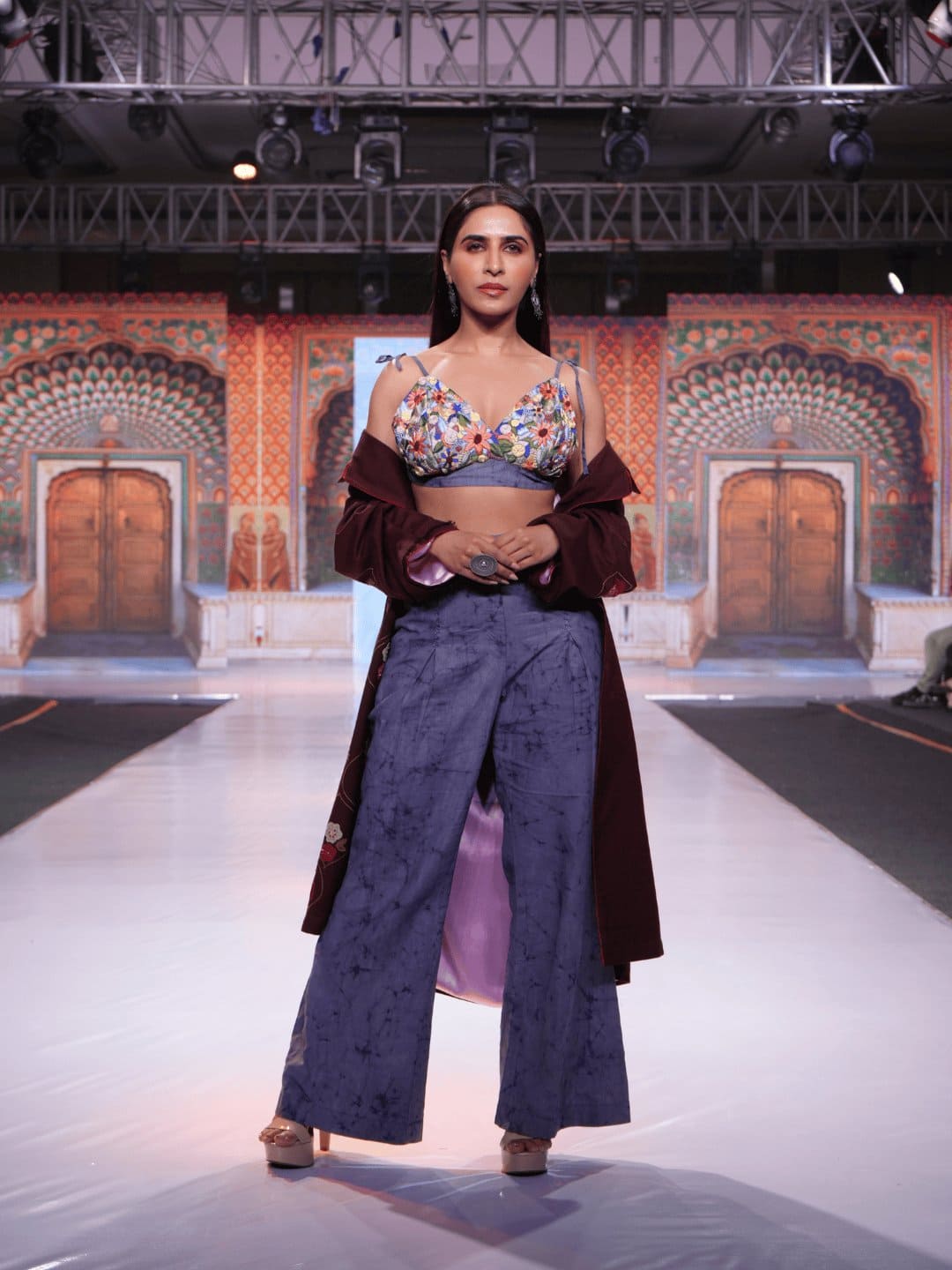 Hand Embroiderd Woolen Jacket - Dark Maroon - Charkha TalesHand Embroiderd Woolen Jacket - Dark Maroon