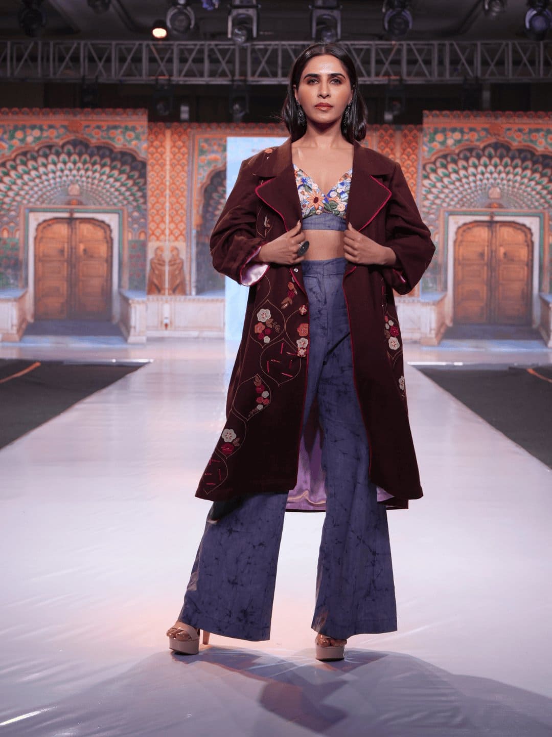 Hand Embroiderd Woolen Jacket - Dark Maroon - Charkha TalesHand Embroiderd Woolen Jacket - Dark Maroon