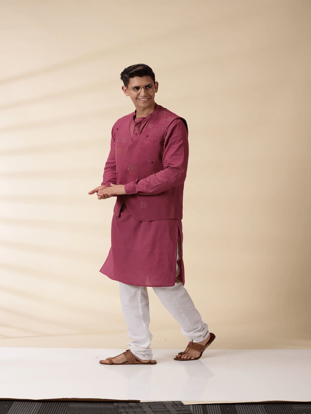 Kantha Khadi Men Sadri & Kurta Set - Majenta - Charkha TalesKantha Khadi Men Sadri & Kurta Set - Majenta