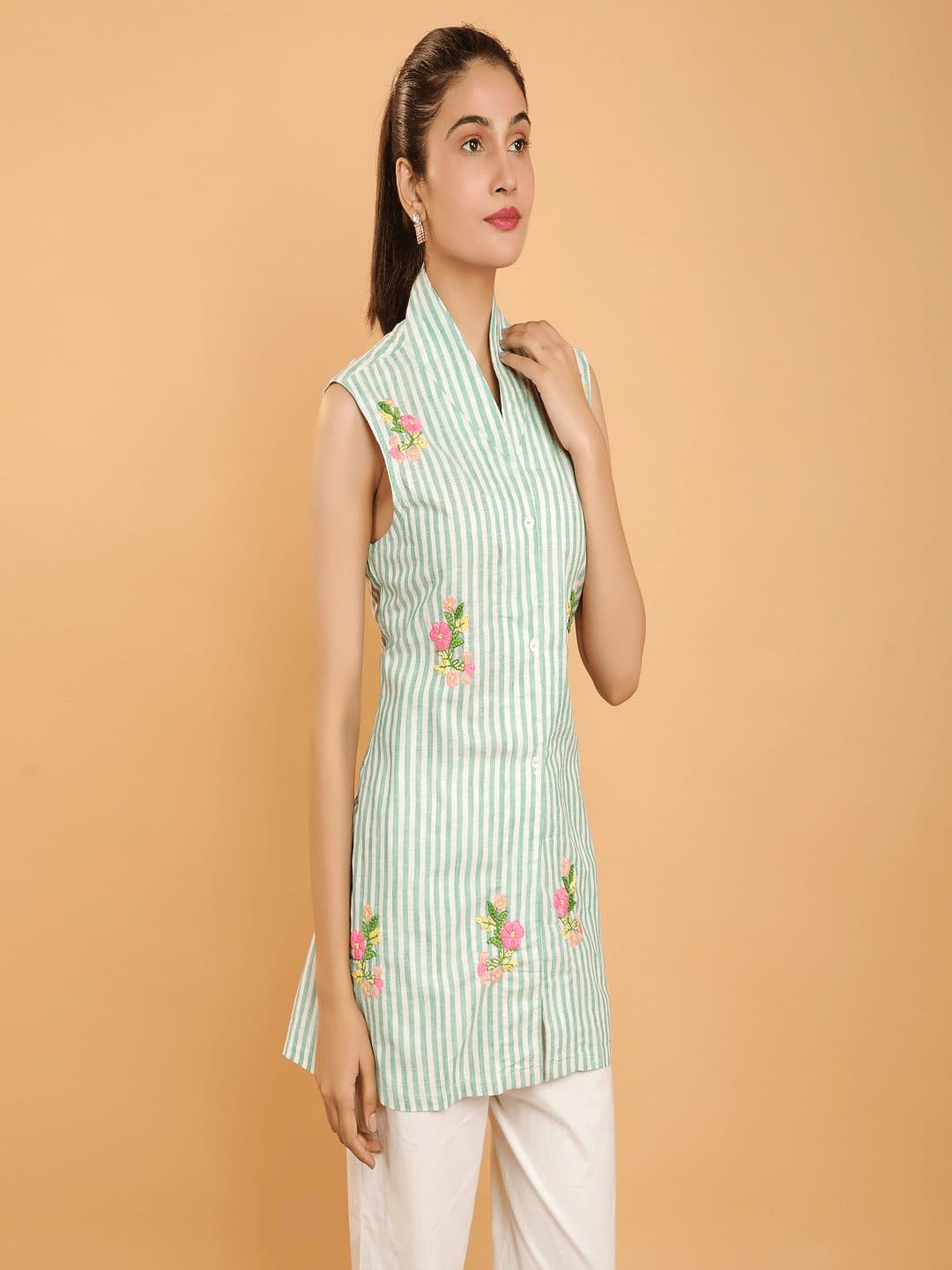 Linen Stripes Embroidered Shrug Set - Green - Charkha TalesLinen Stripes Embroidered Shrug Set - Green