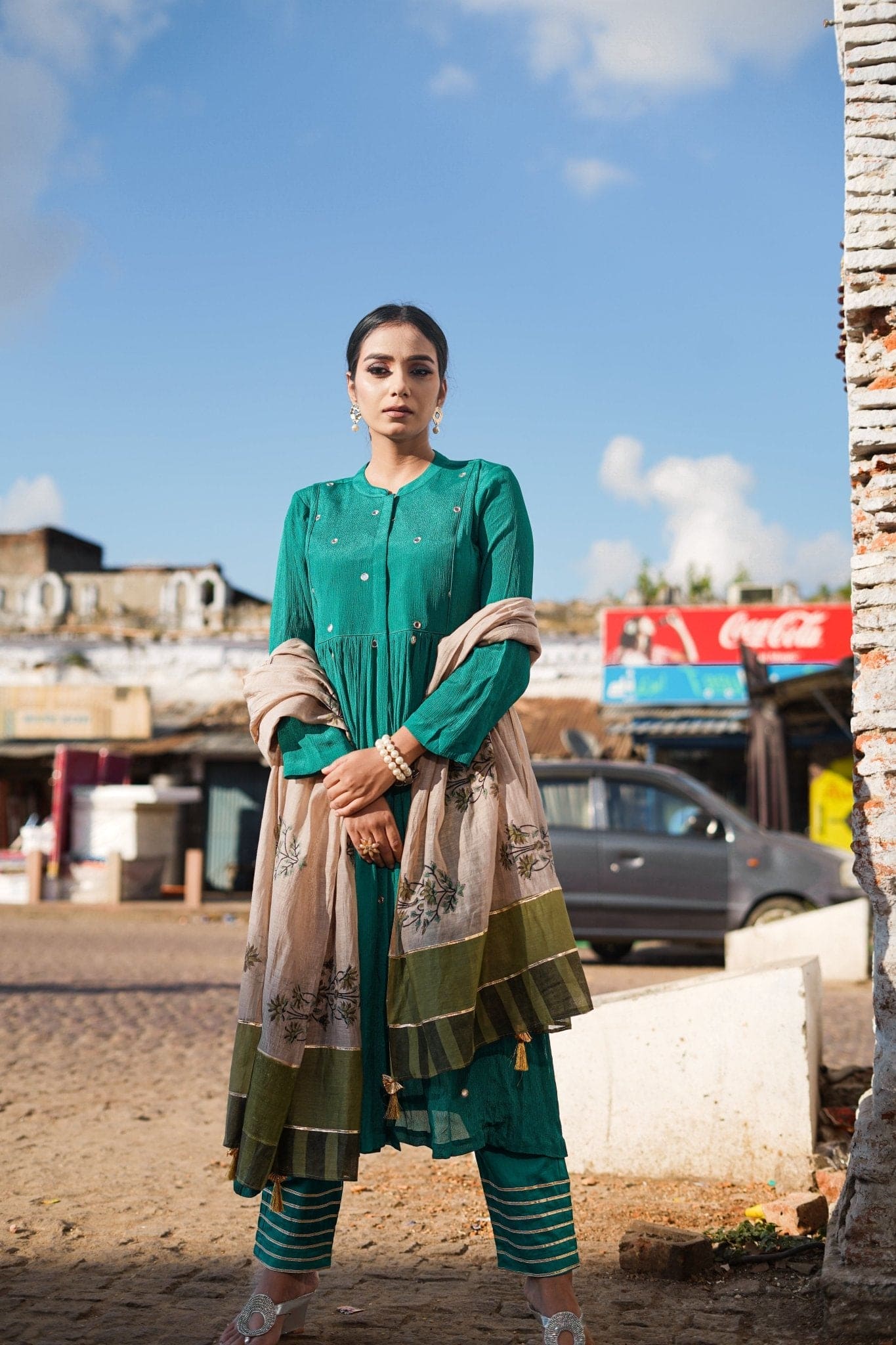 Mirror Kurta Set - Emerald Green - Charkha TalesMirror Kurta Set - Emerald Green