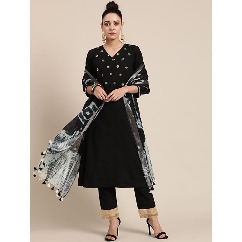 Mukaish Minimal Kurta Set - Black - Charkha TalesMukaish Minimal Kurta Set - Black