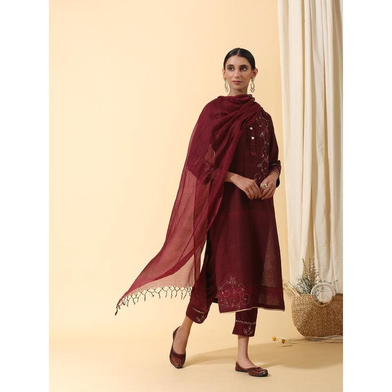 Mukaish Women Kurta Set - Maroon - Charkha TalesMukaish Women Kurta Set - Maroon
