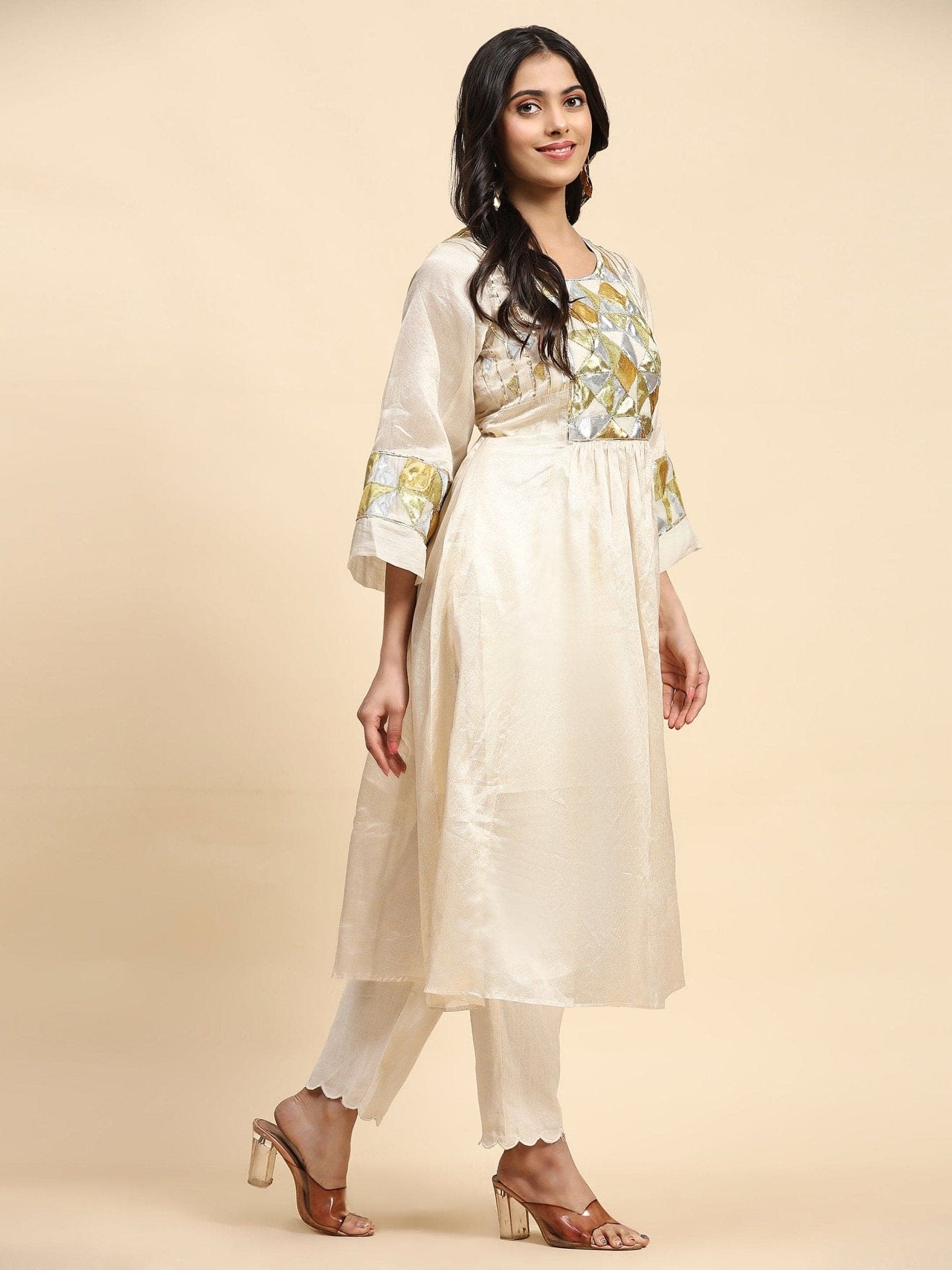 Patch Work Chanderi Kurta Set - Off - White - Charkha TalesPatch Work Chanderi Kurta Set - Off - White