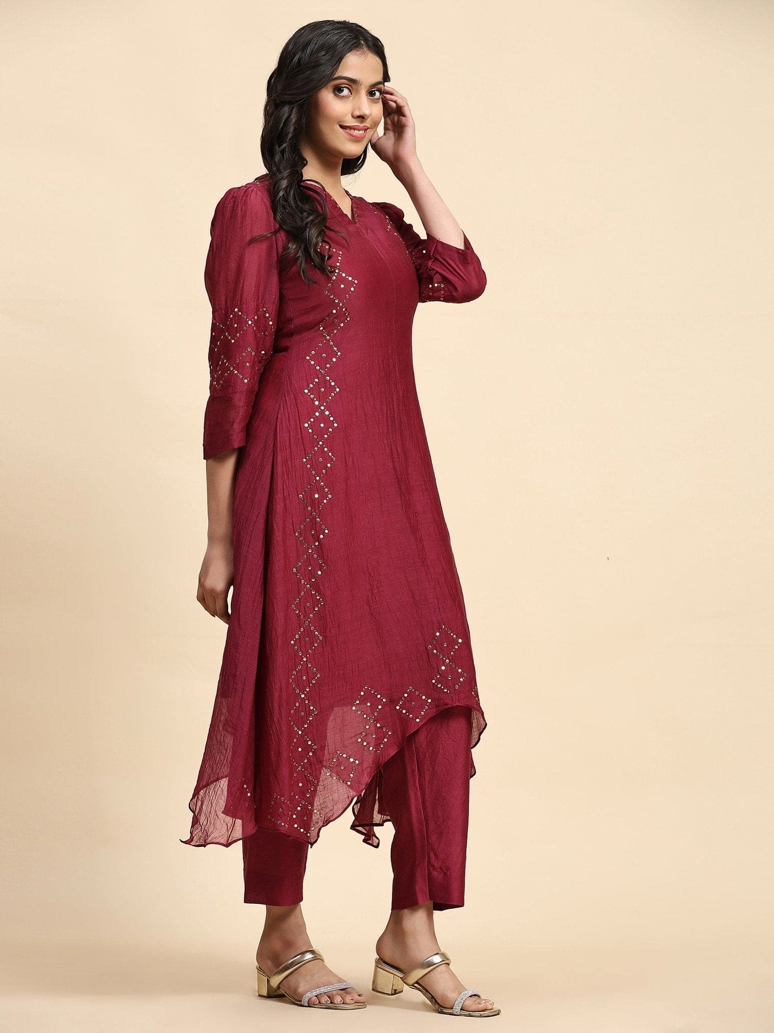 Sequin Work Chanderi Kurta Set - Maroon - Charkha TalesSequin Work Chanderi Kurta Set - Maroon