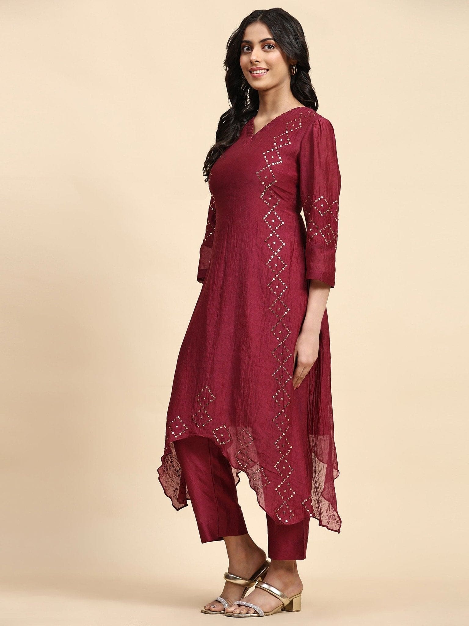 Sequin Work Chanderi Kurta Set - Maroon - Charkha TalesSequin Work Chanderi Kurta Set - Maroon