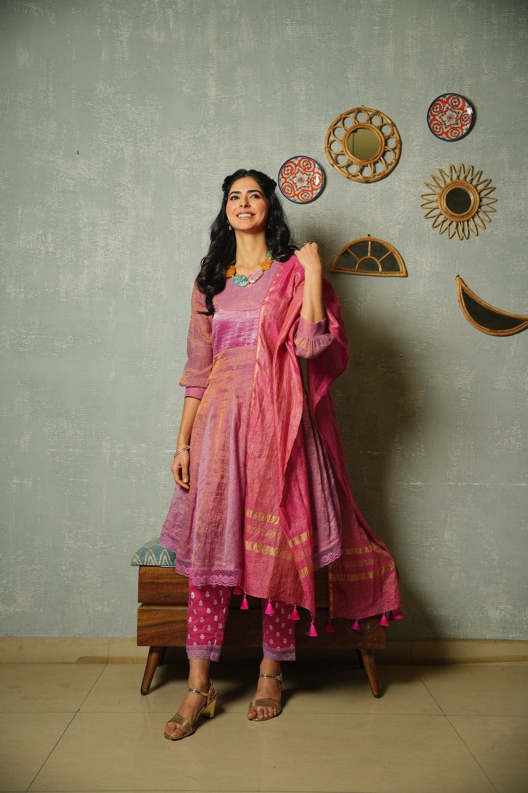 Shimmer Banarsi Anarkali Kurta Set - Majenta - Charkha TalesShimmer Banarsi Anarkali Kurta Set - Majenta