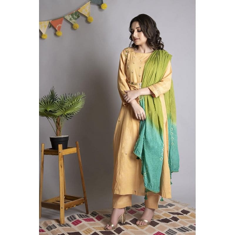 Women Chikankari Kurta Set - Yellow - Charkha TalesWomen Chikankari Kurta Set - Yellow