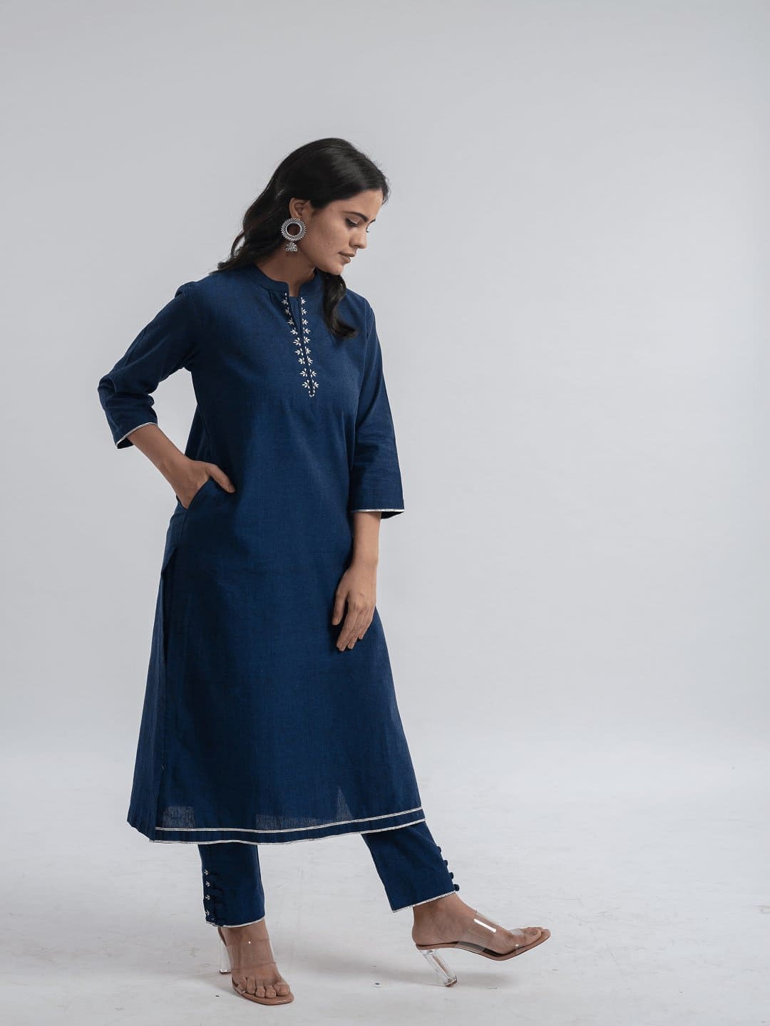 Women Embroidered Kurta Set - Navy Blue - Charkha TalesWomen Embroidered Kurta Set - Navy Blue