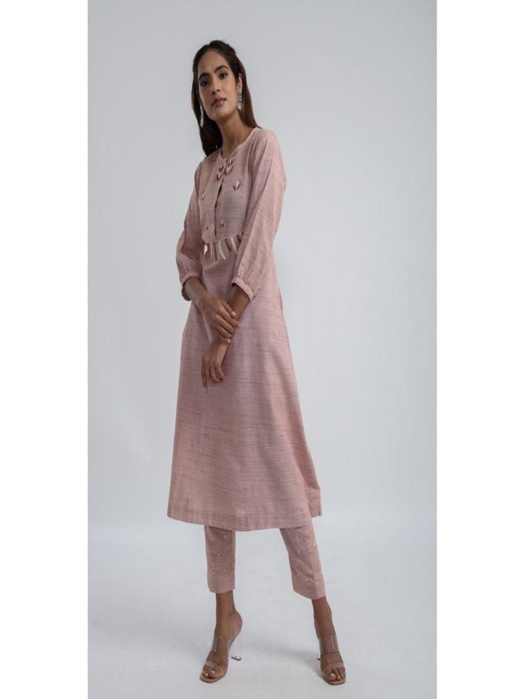 Women Floral Kurta Set - Pink - Charkha TalesWomen Floral Kurta Set - Pink
