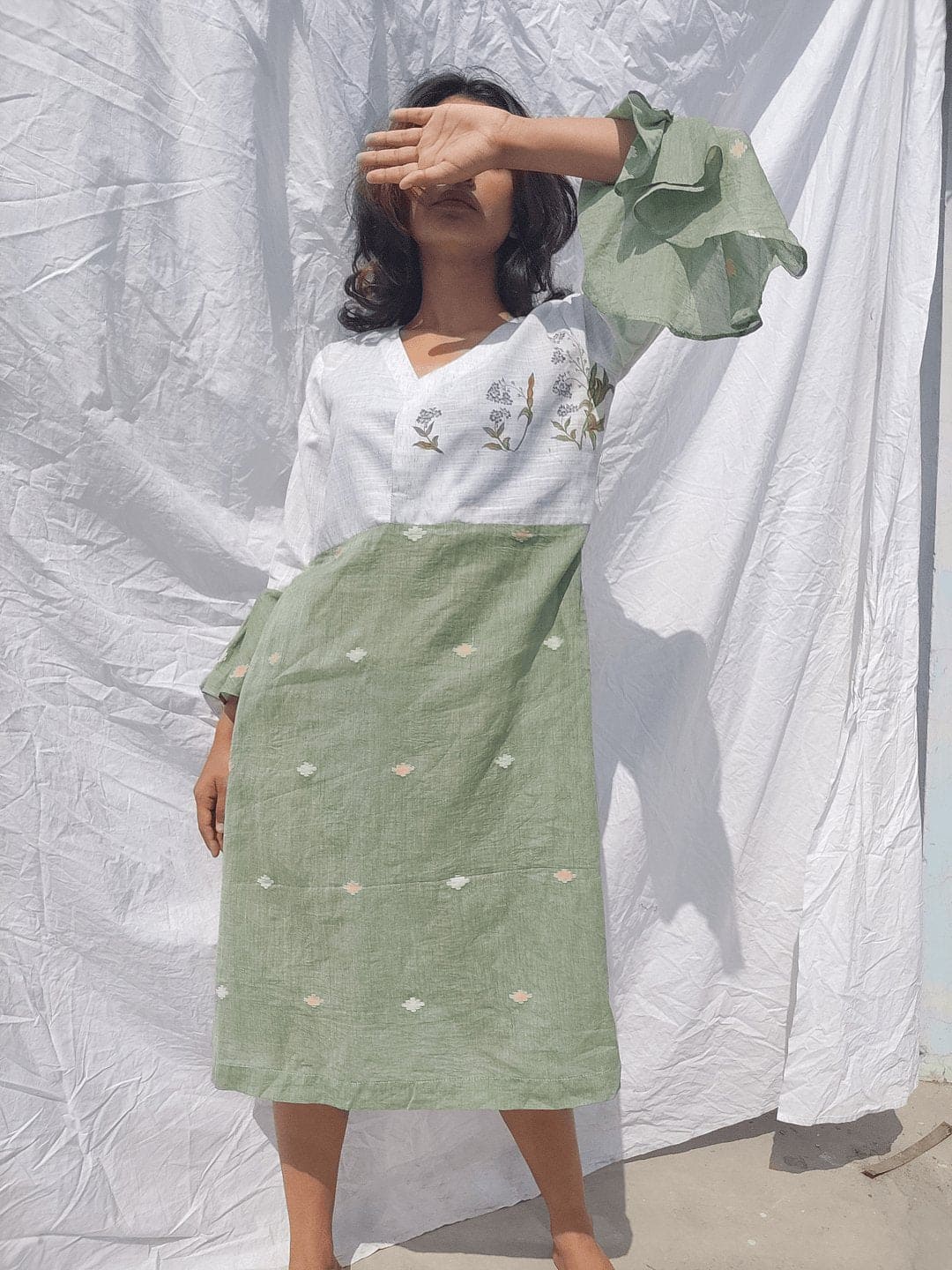 Women Handpaint Jamdani Dress - Green - Charkha TalesWomen Handpaint Jamdani Dress - Green